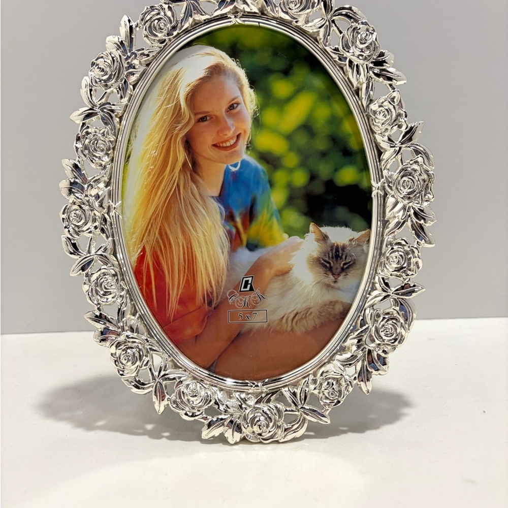 Ornate Silver 5x7 Picture Frame Rose Edges